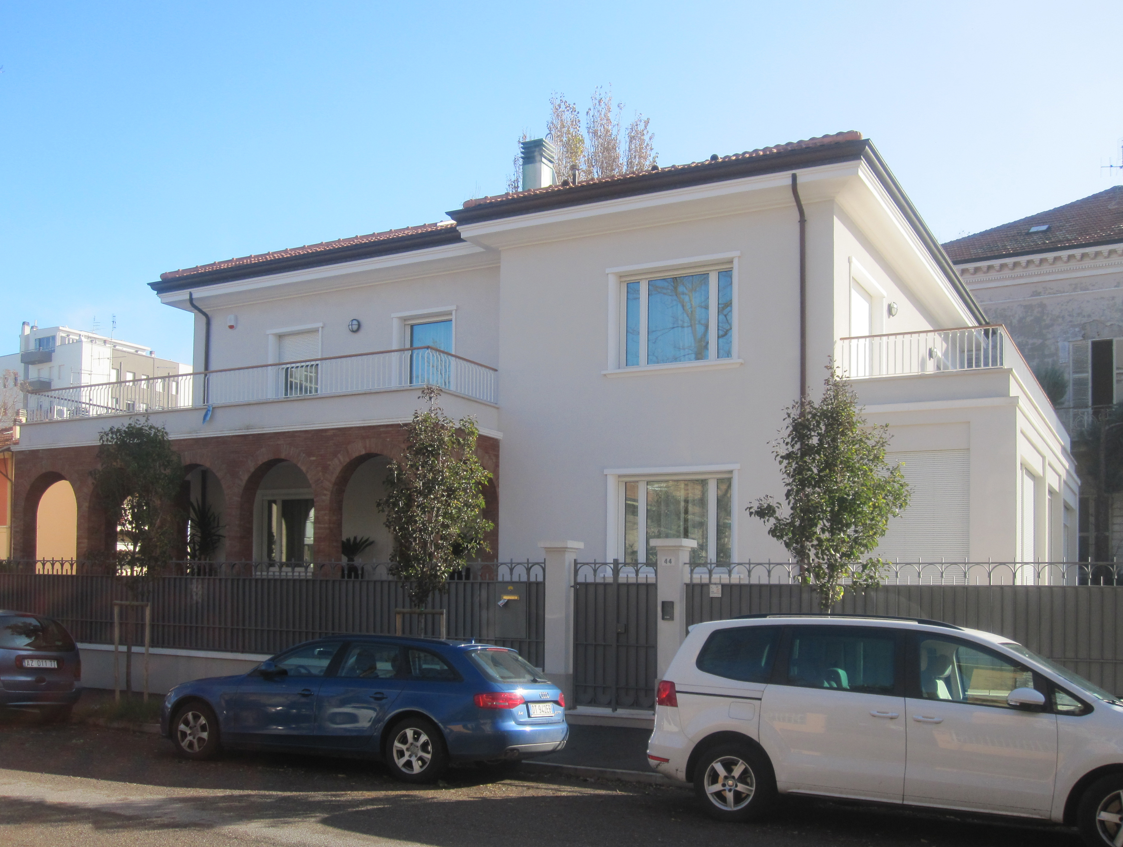 <b>VILLA TOMMASSINI</b><br>PESARO